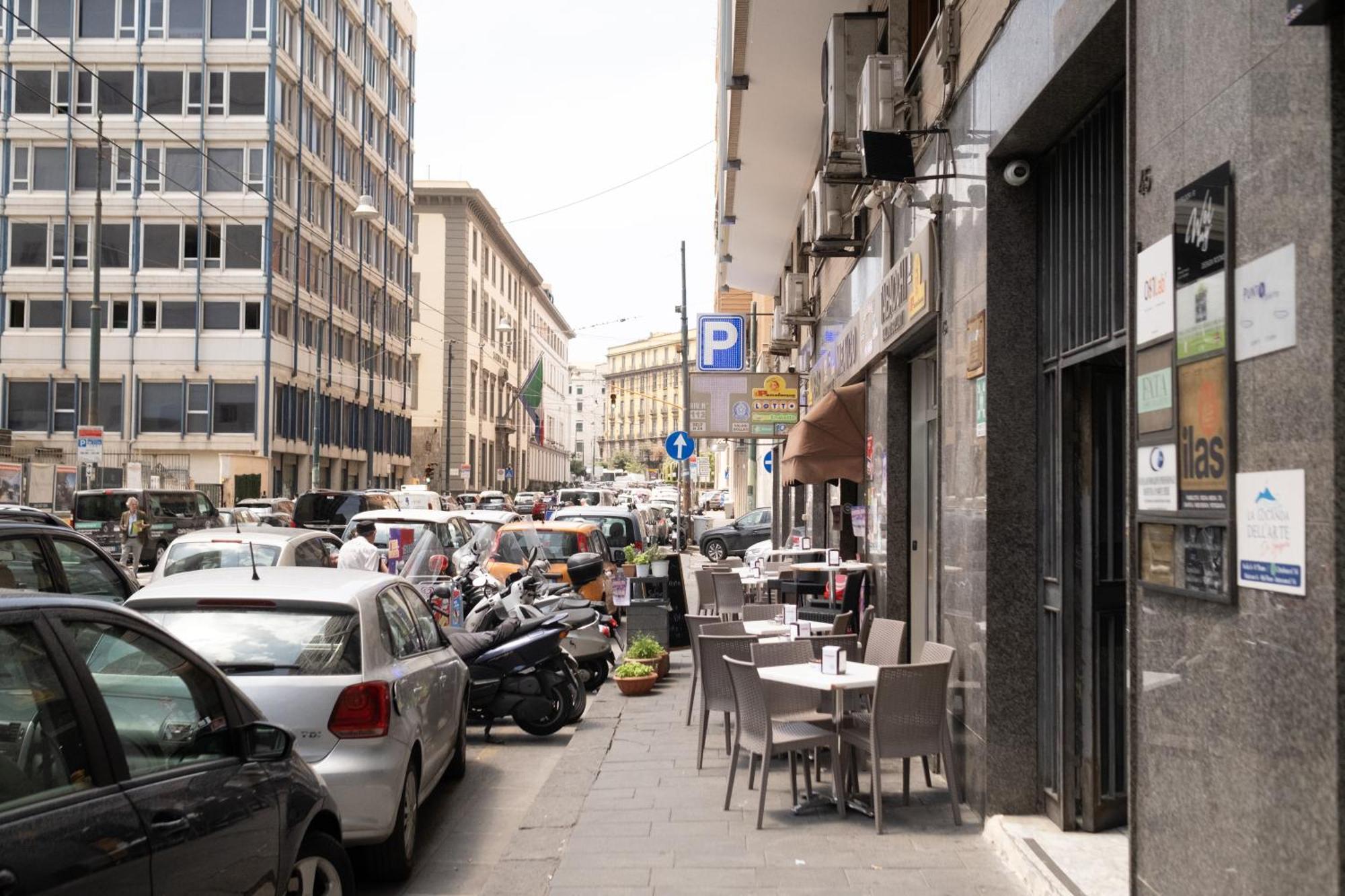 Welmy Napoli Hotel Bagian luar foto